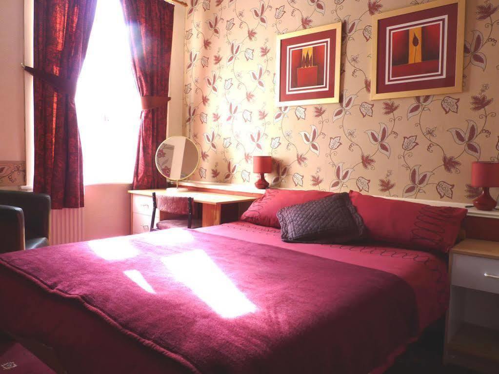 Hotel Come Ye In à Blackpool Extérieur photo